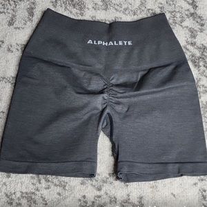 Alphalete AMPLIFY SHORT 4.5